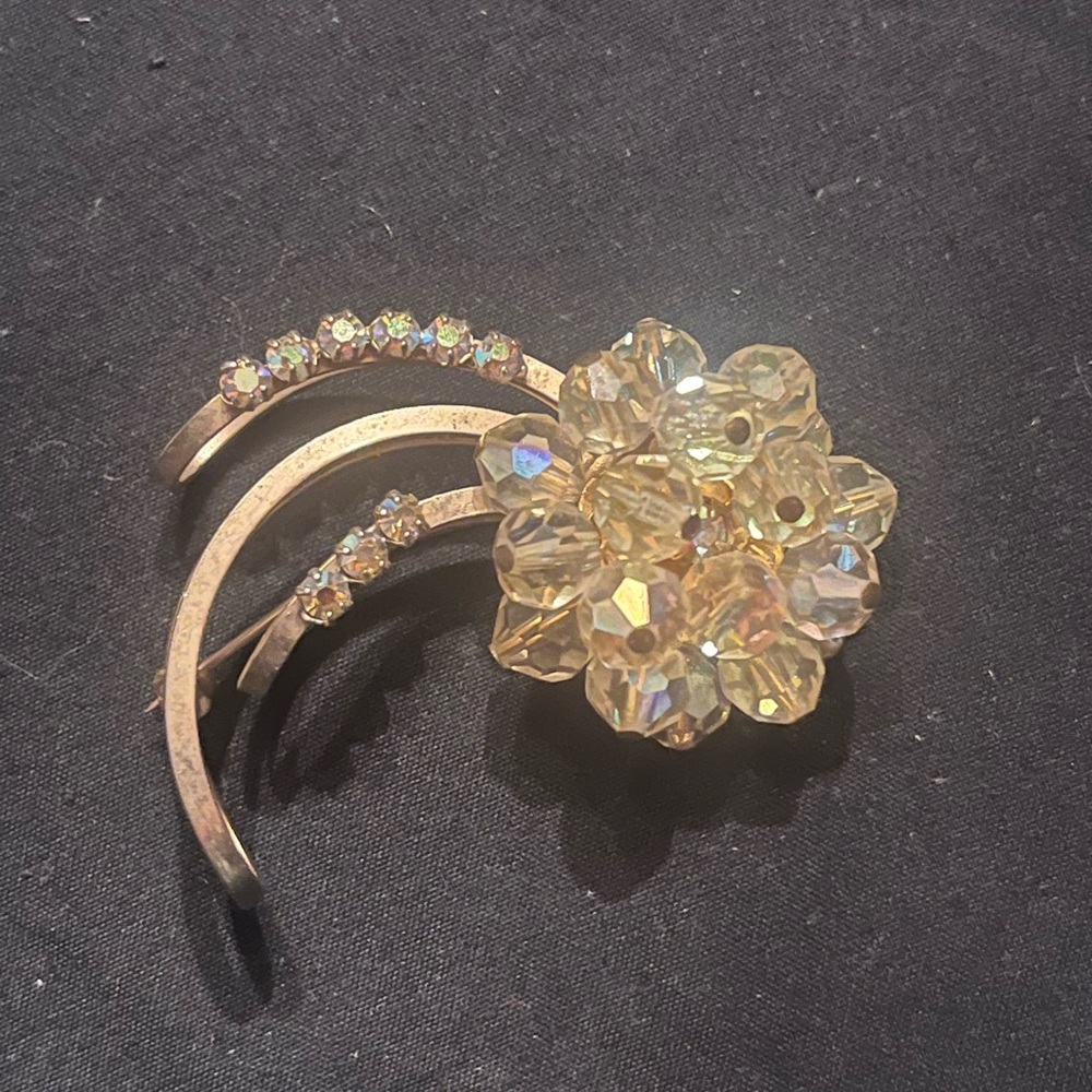Vintage Gold Tone Aurora Borealis Crystal Flower Brooch